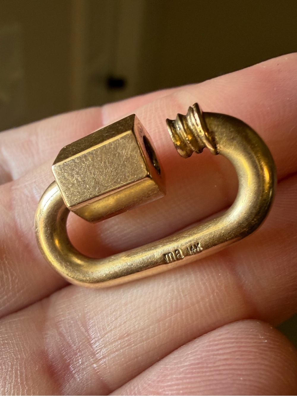 Marla Aaron medium chubby lock